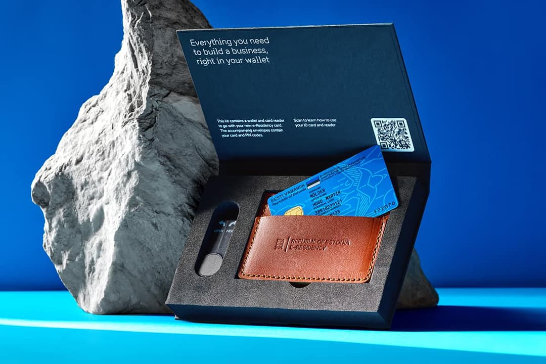 An e-Residency kit containing an ID card, wallet and card reader